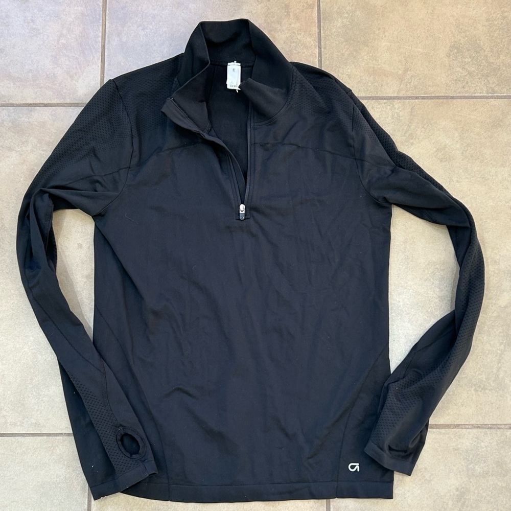 GAP Black Long-Sleeve  Active Top‎ Sz L